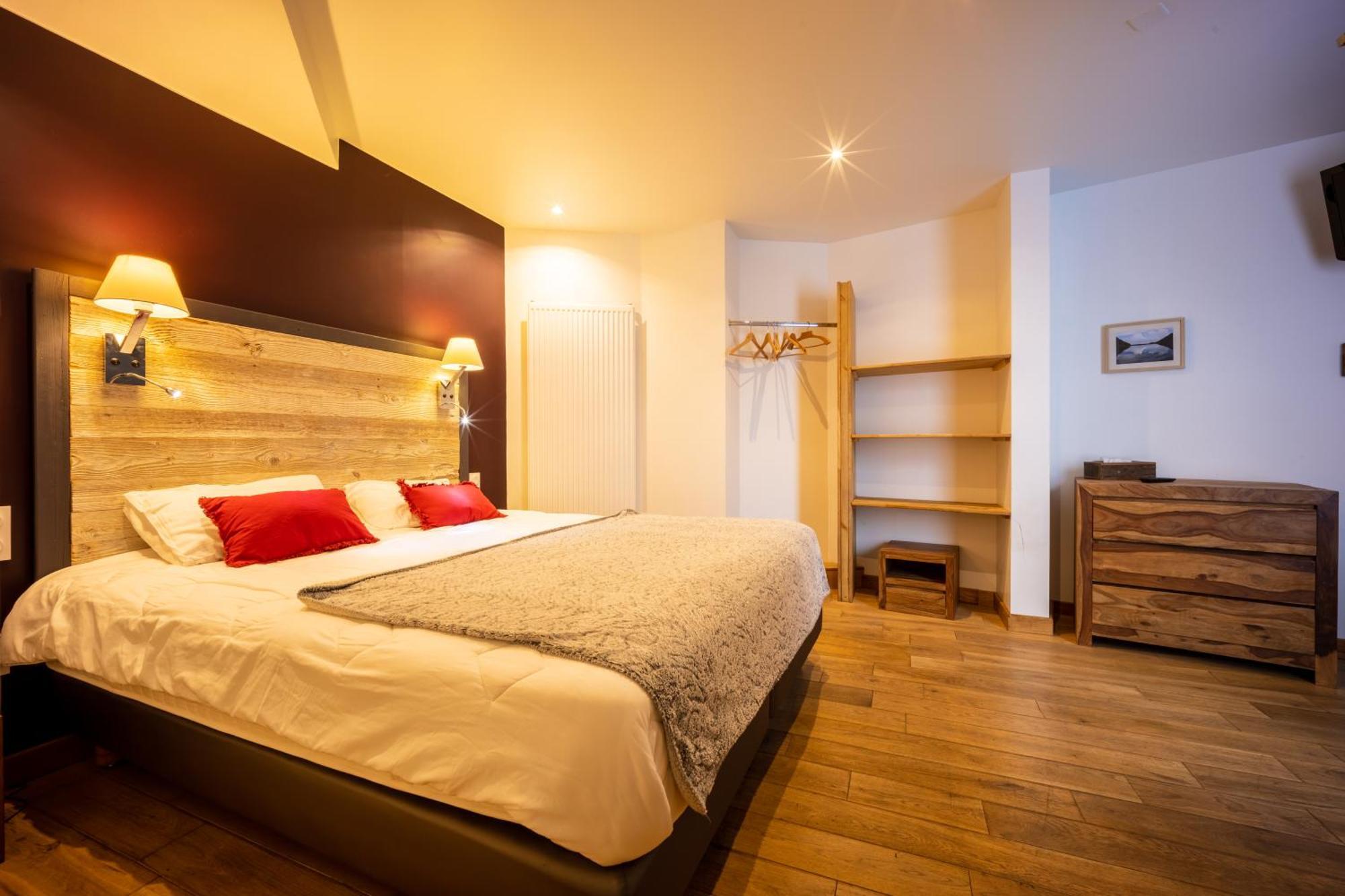 Hotel Le Christiania Saint-Lary-Soulan Zewnętrze zdjęcie